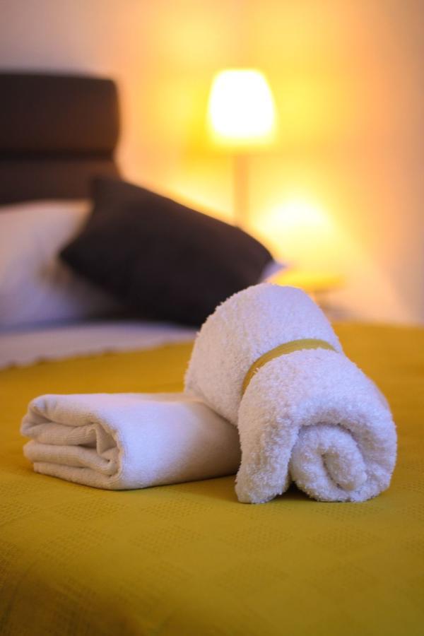 Apartments Kut Вис Екстериор снимка